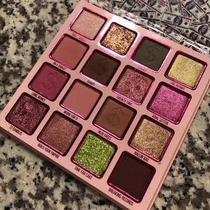 Kylie Cosmetics Birthday Palette